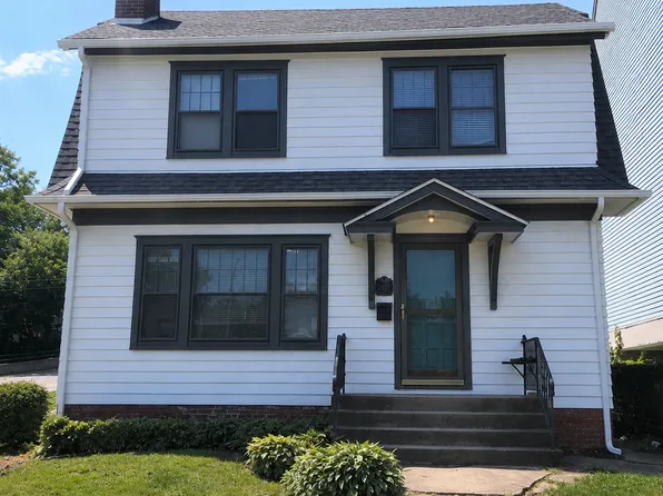 629 Iowa Ave, Iowa City, IA 52240