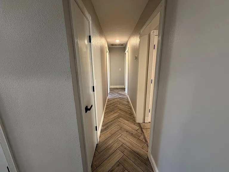 5103 San Antonio Ave — Photo 18