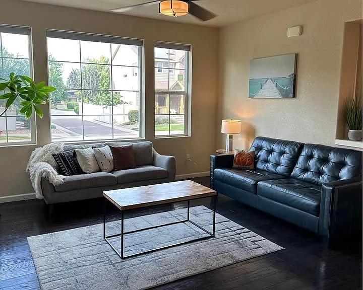 5528 W 73rd Pl — Photo 1