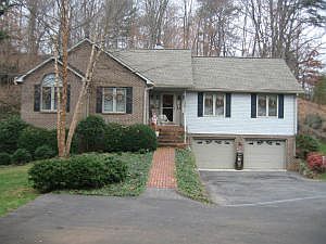 1st image of 155 Forest Dr