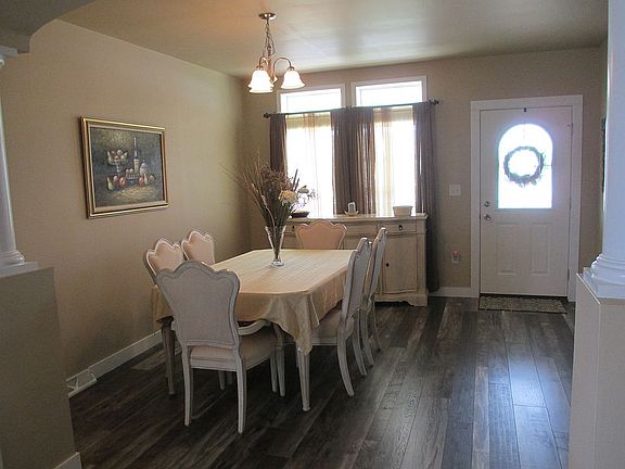 4th image of 78 Buckingham Dr