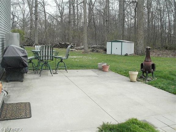 2nd image of 4830 Tanglewood Pl