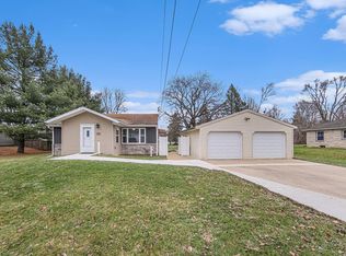 535 Gregory Pl, Jackson, MI 49202