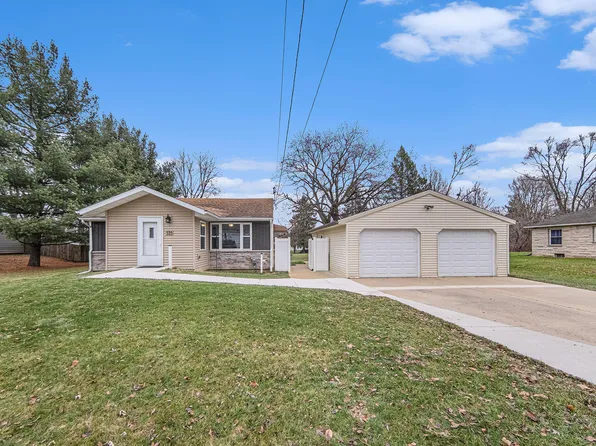 535 Gregory Pl, Jackson, MI 49202