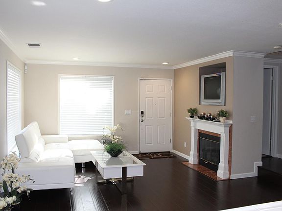 2nd image of 1577 Hermocilla Way