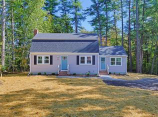 127 Crescent Pl, Hanson, MA 02341