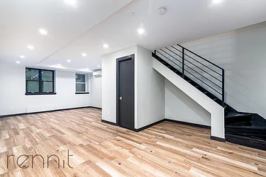 Rented by Rennit Inc.