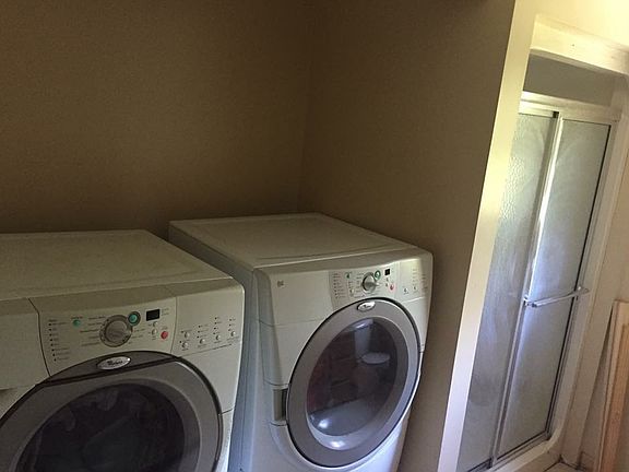 Laundry in bath