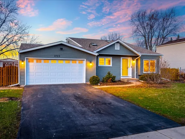 2725 Springdale Cir, Naperville, IL 60564