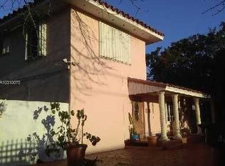 585 SE 9th Ave, Hialeah, FL 33010