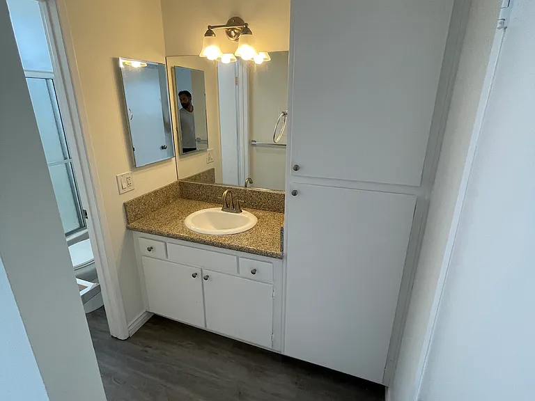 3725 Glendon Ave #104 — Photo 6