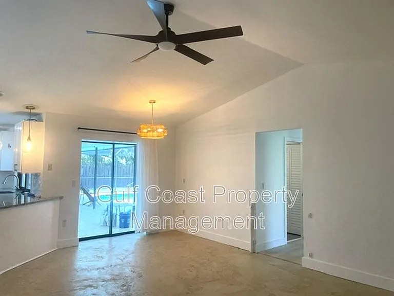 5677 Beneva Woods Cir — Photo 25