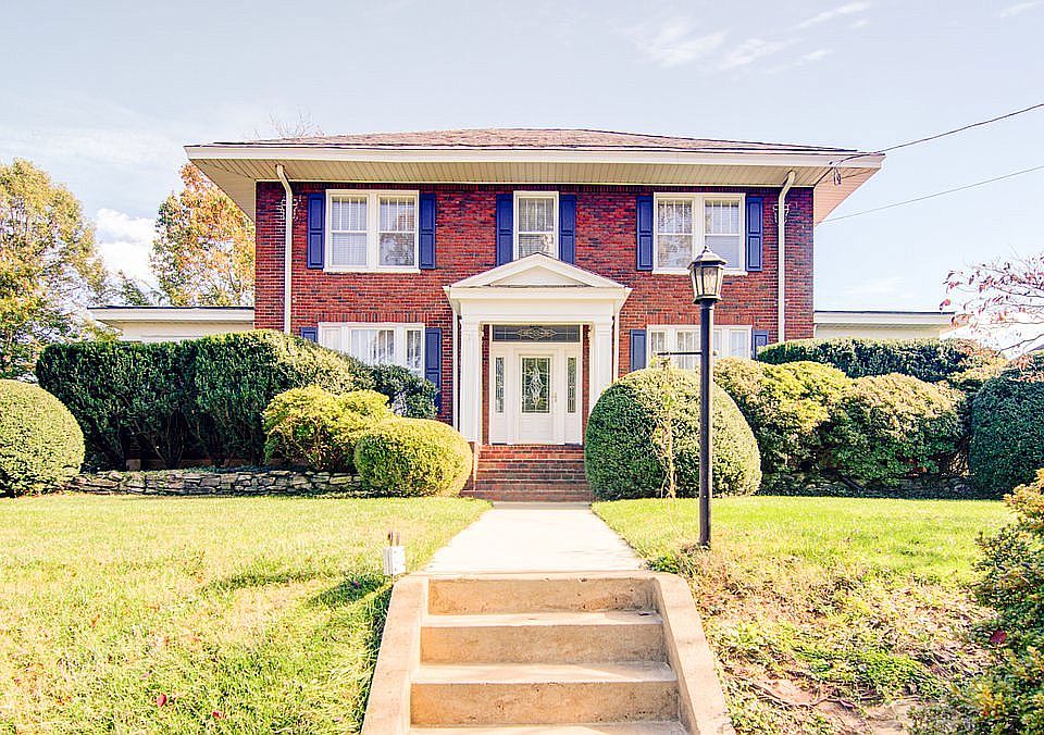 4408 Hilltop Dr, Lynchburg, VA 24502 Zillow