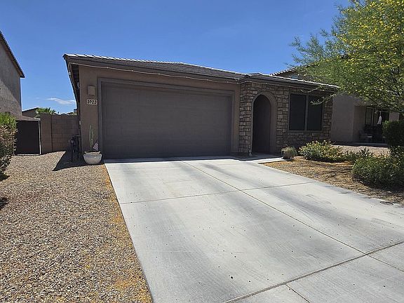 4th image of 1023 W Calle Sucre