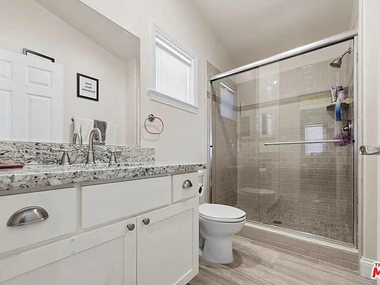 30429 Morning View Dr — Photo 17