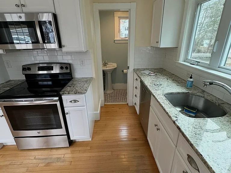 118 Whipple Rd — Photo 16