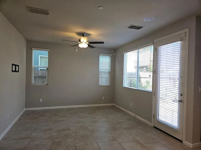 3767 Amity Ln — Photo 3
