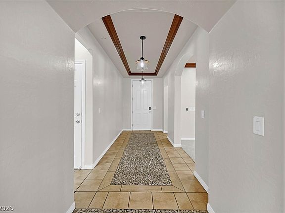 4th image of 1036 Via Calderia Pl