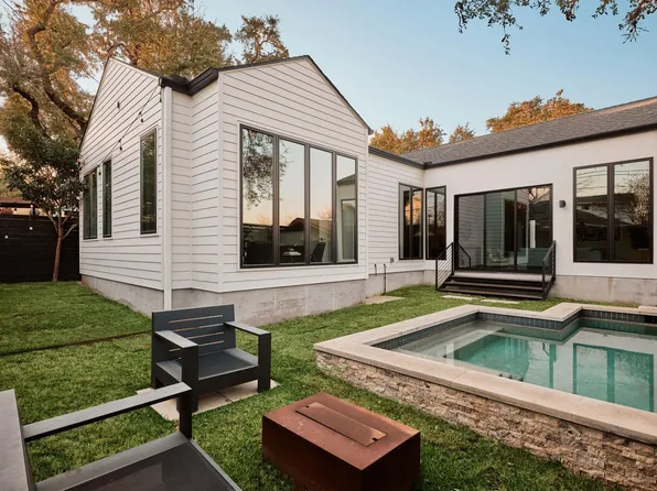 208 El Paso St, Austin, TX 78704
