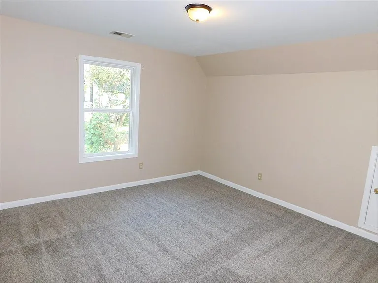1005 Linam St SE — Photo 27