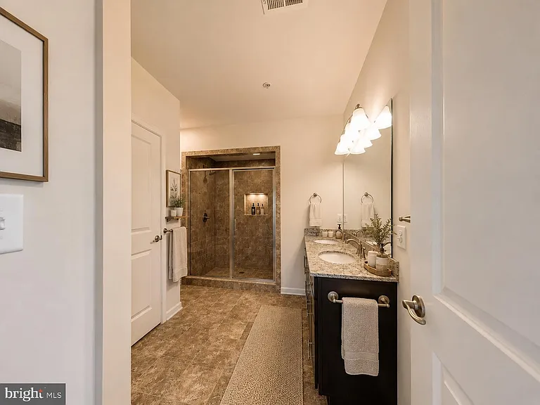 13756 Earhart Cir #10N — Photo 8