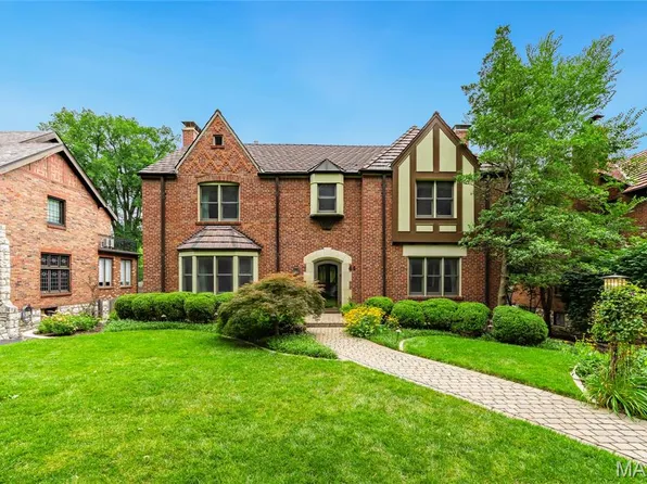 44 Broadview Dr, Saint Louis, MO 63105
