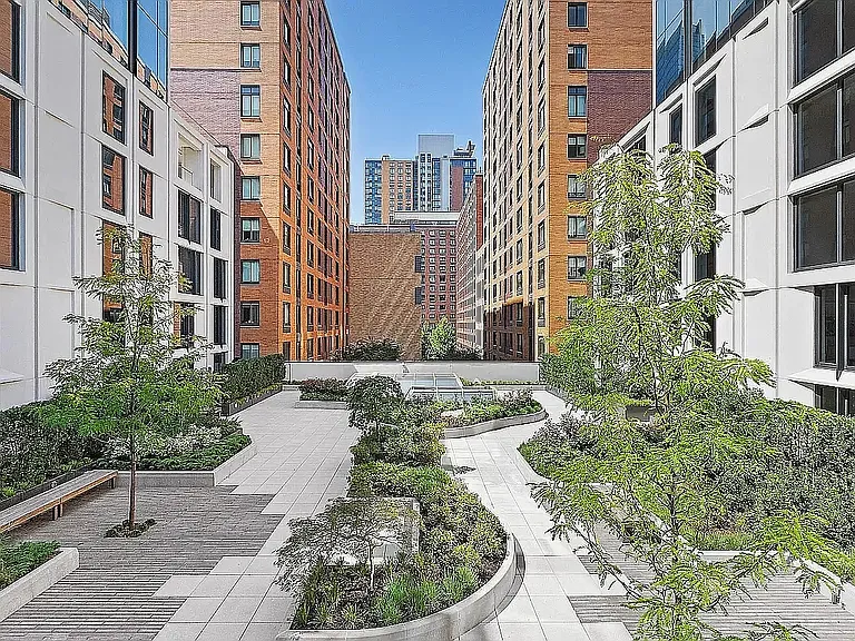 500 W 45th St #825 — Photo 5