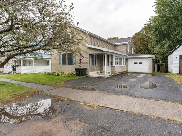 427 N Clinton St, Carthage, NY 13619
