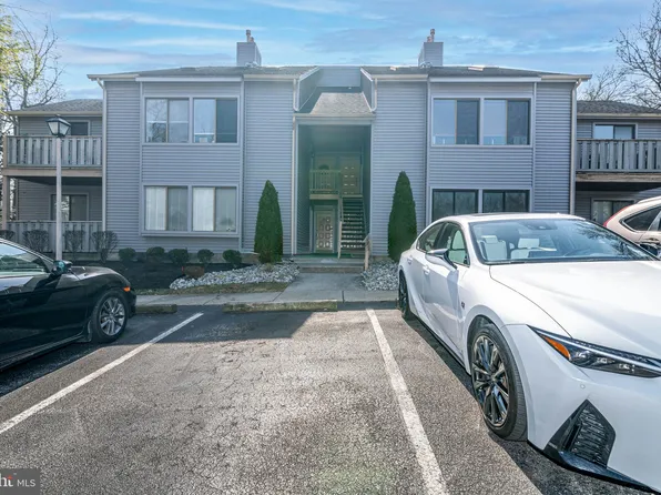 1948 Kennet Ct, Cherry Hill, NJ 08003