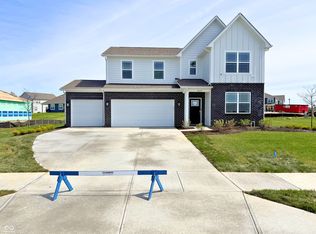 5879 Handbell Ln, Greenwood, IN 46143