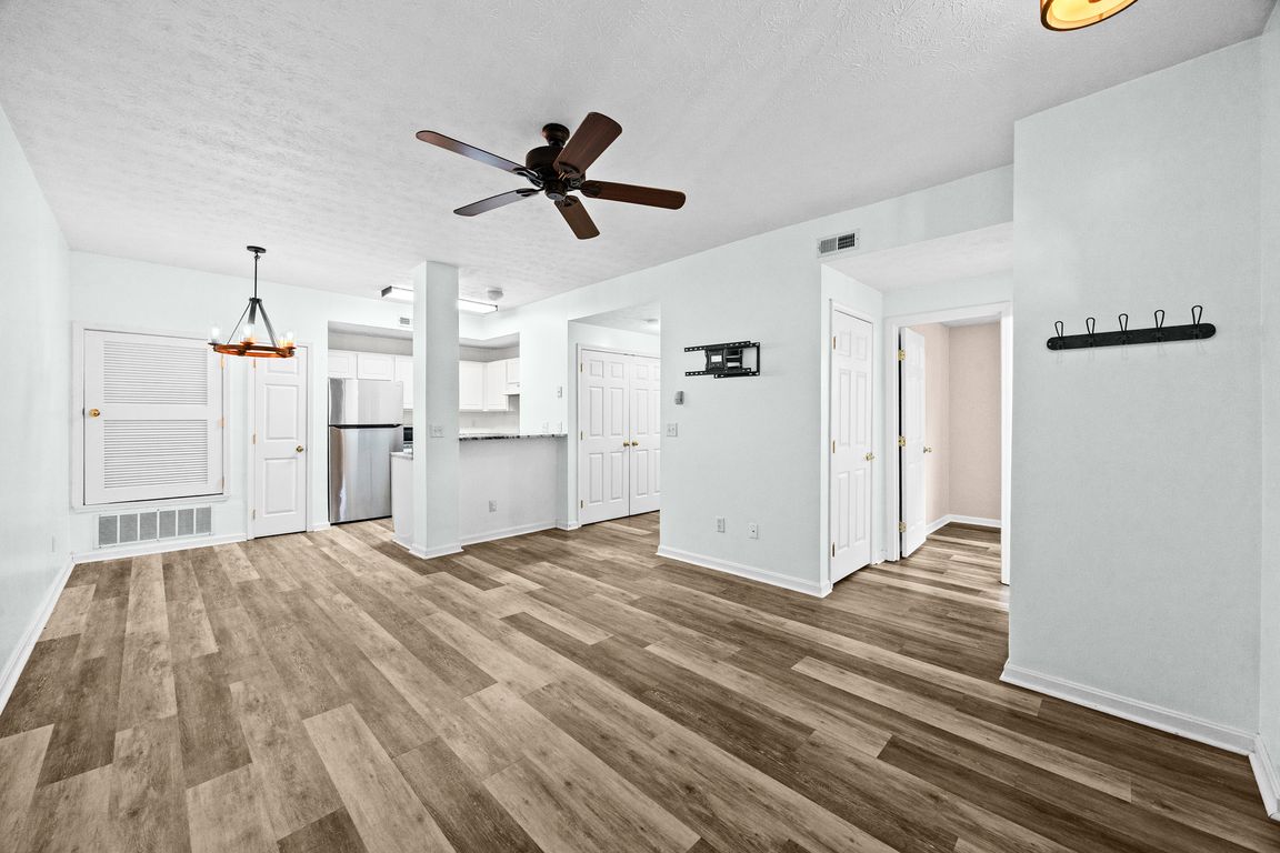 next background image