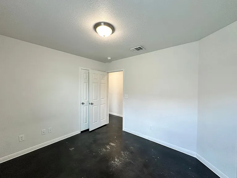 4507 Skyflower Ln — Photo 18