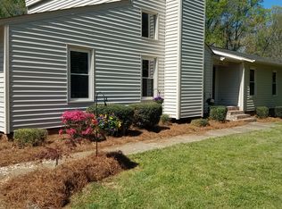 2844 Bevill Oaks Rd, Browns Summit, NC 27214