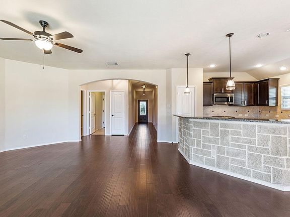2nd image of 205 Whitman Dr