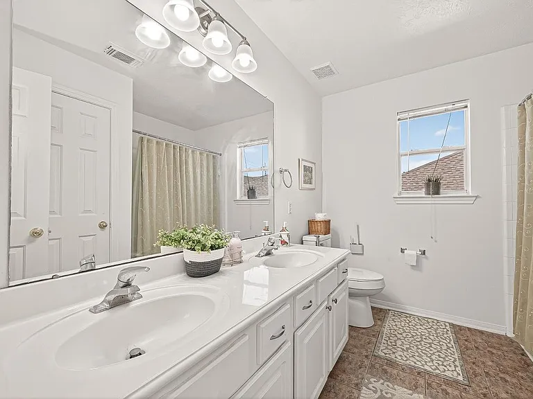 7023 Westford Park Ln — Photo 30