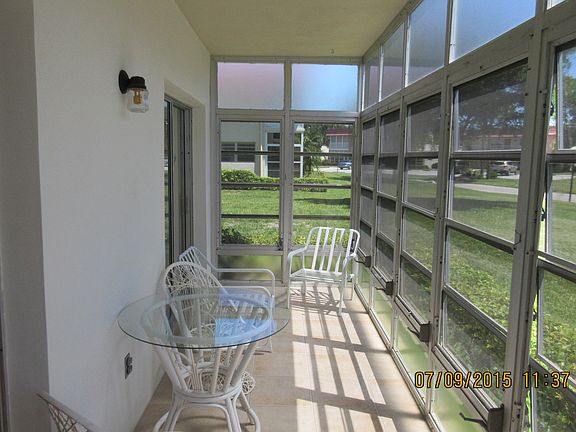 5th image of 49 Woodland Dr