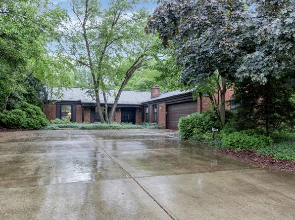 6810 Shadow Brook Ct, Indianapolis, IN 46214