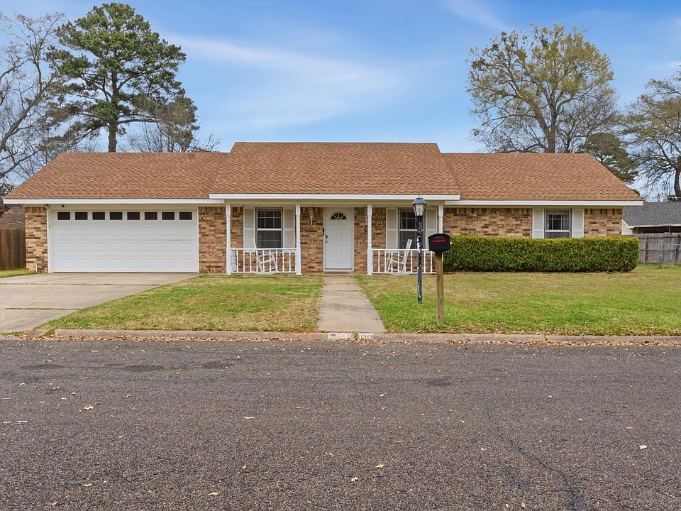 1st image of 2903 Crestwood Ln