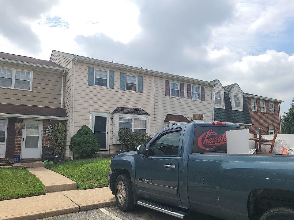 2nd image of 9607 Baron Pl