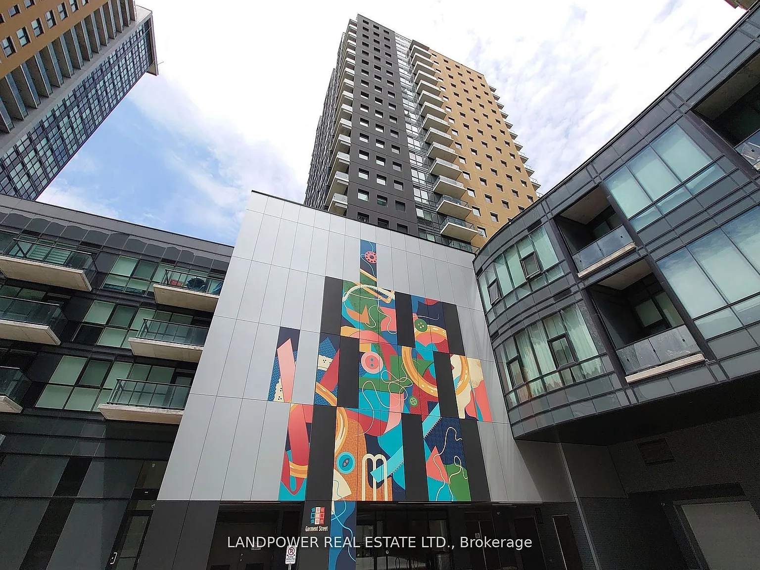 2 bed, $2,000 — Photo 2