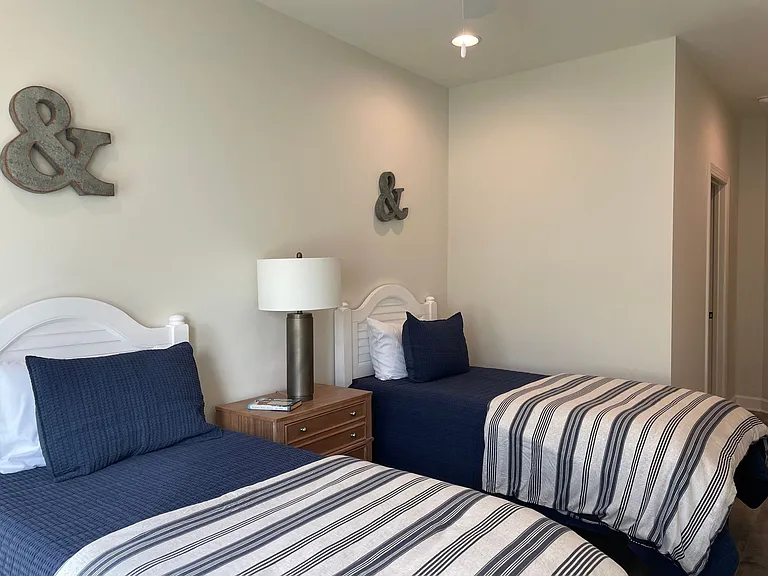 120 Main Ave — Photo 9