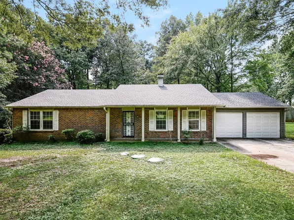 4255 Loveless Pl, Ellenwood, GA 30294