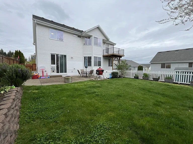 14199 SW Tewkesbury Dr — Photo 65