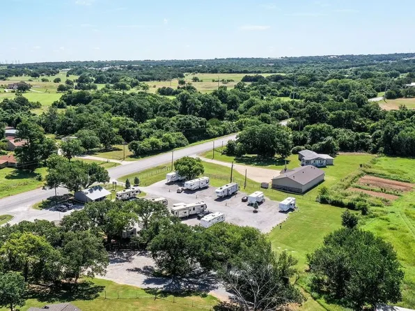 817 Farm To Market Rd #1810, Decatur, TX 76234