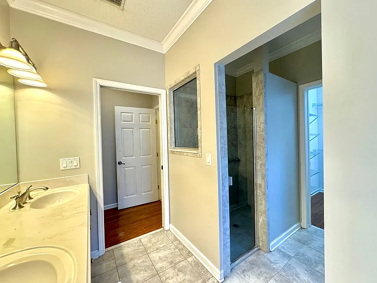 900 Paradise Ln — Photo 21