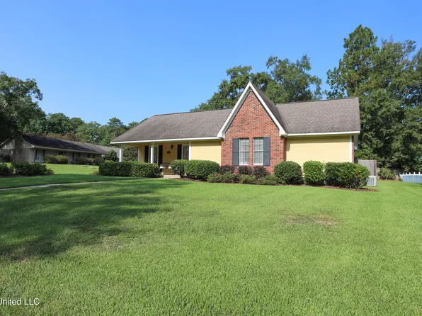 104 Brycewood Cir, Hattiesburg, MS 39402