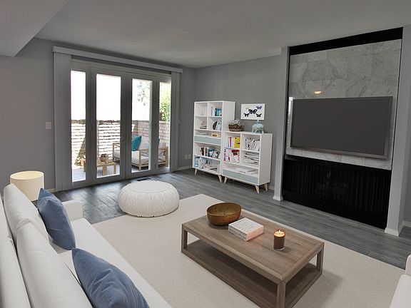 2nd image of 4707 La Villa Mari Unit D