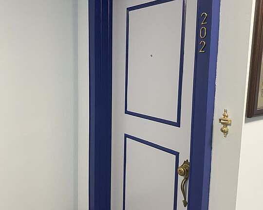 3rd image of 237 N Almont Dr APT 202