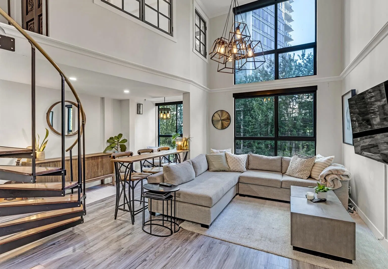 2 bed, 850 sqft, $4,350 — Photo 4