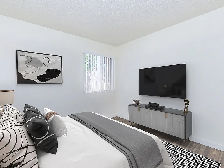 Lincoln Place Apartments — Photo 36